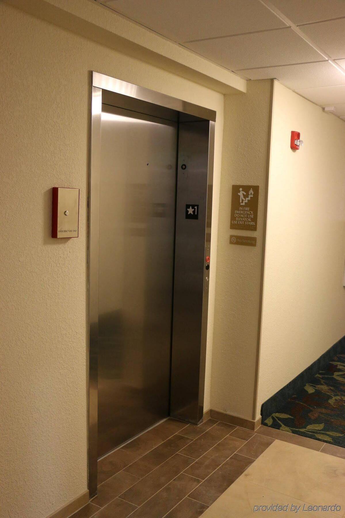 Candlewood Suites Bloomington By Ihg Exterior foto